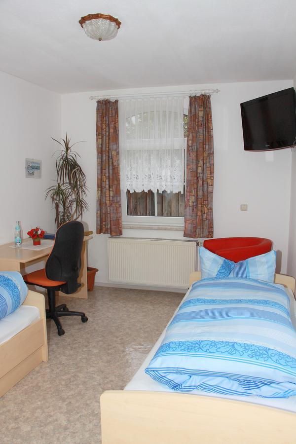 Hotel Bayerischer Hof Wiesau ภายนอก รูปภาพ